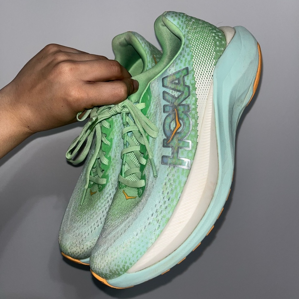 HOKA ONE ONE Mach X Women’s Running Shoes – Green/Mint – Size US 8.5
